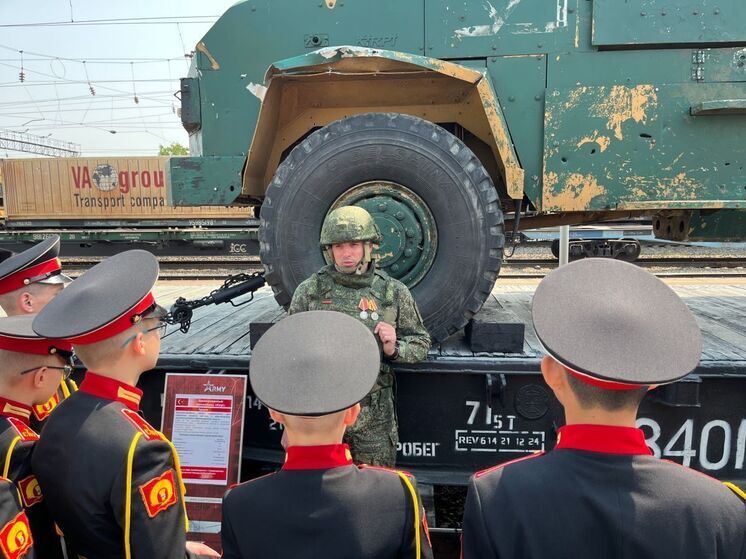 В Абакан прибыл военно-патриотический поезд