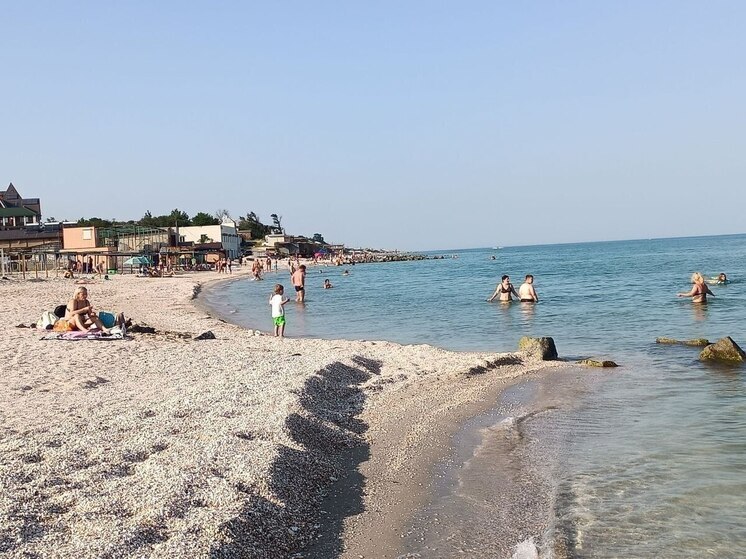Запорожцы отдыхают на родном Азовском море