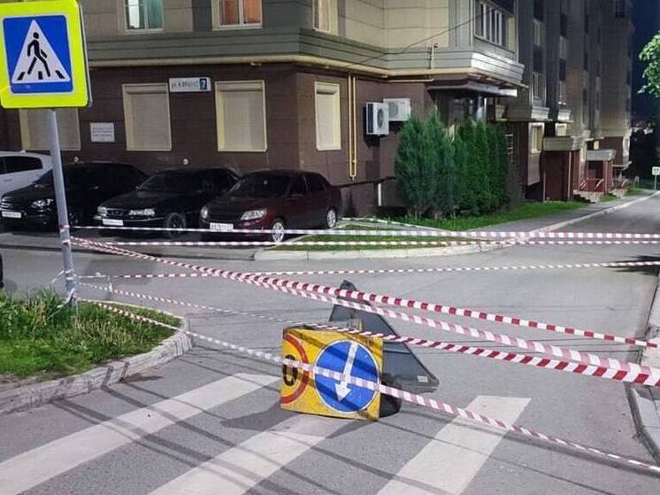В Чебоксарах прокуратура проверяет опасную яму на пешеходном переходе