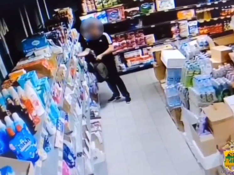 Серийного вора из магазинов задержали сочинские полицейские