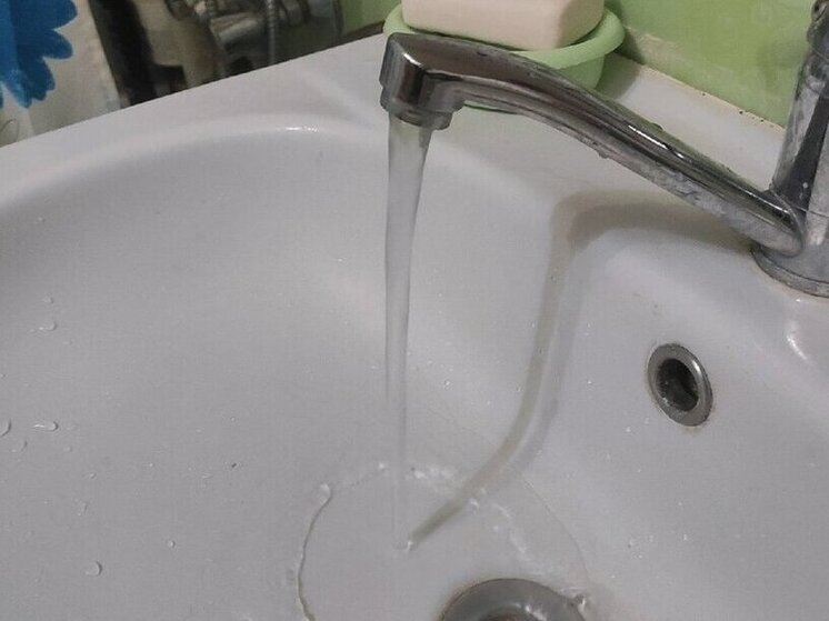 Мэр Череповца Роман Маслов объявил о возобновлении подачи горячей воды жителям Зашекснинского района