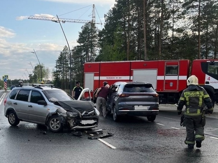 Водитель LADA пострадала в ДТП с иномаркой в Ноябрьске