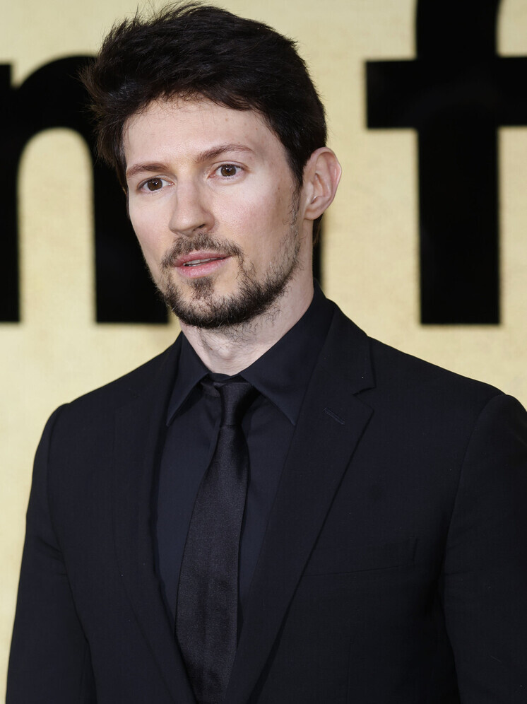 Durov: I started my morning in a French prison with 200 squats and 200 push-ups