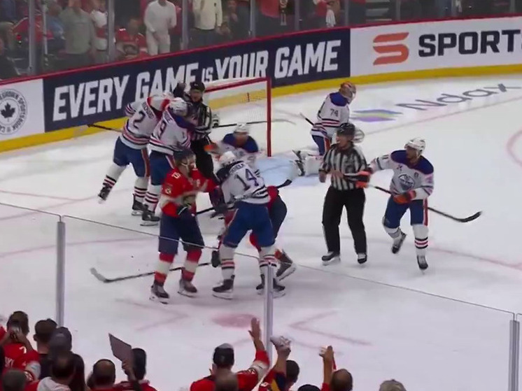 В финале Кубка Стэнли произошли массовая драка и разгром «Эдмонтона»