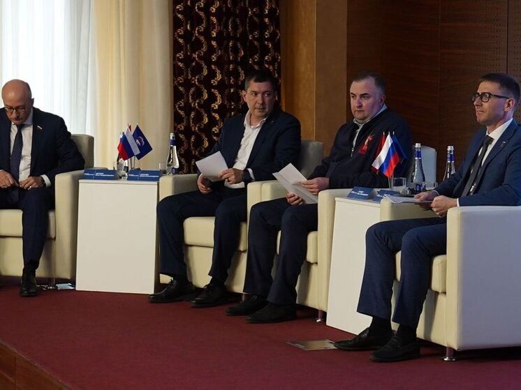 В Челябинске состоялся форум-открытие обучающего проекта «Единой России»