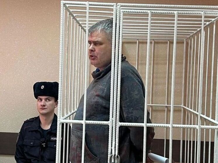 В Новосибирске экс-главу Центра водных видов спорта судят за взятки