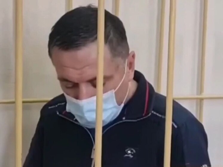 В конце прошлой недели суд отправил на 10 лет в колонию строгого режима известного иркутского бизнесмена, бывшего владельца сети магазинов «Спар» и «Цезарь», а также ТРЦ «Сильвермолл» Дмитрия Маценко
