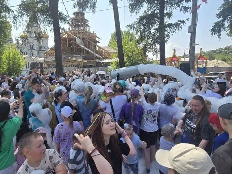 Депутаты думы Иркутска помогли детям встретить лето