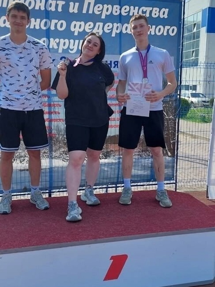 Легкоатлеты из Шарьи вернулись с чемпионата ЦФО с тремя медалями