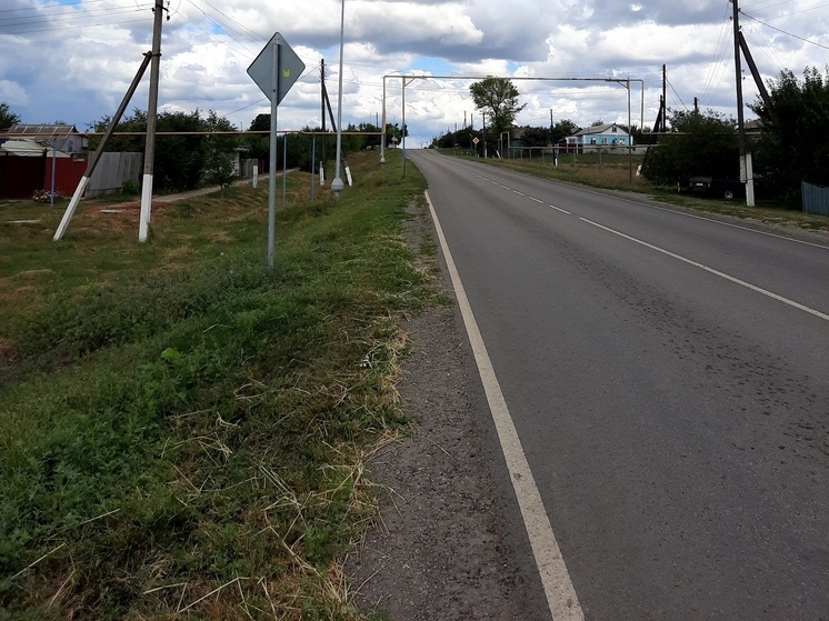 Денис Пушилин проверил ход ремонтных работ на автодороге регионального значения