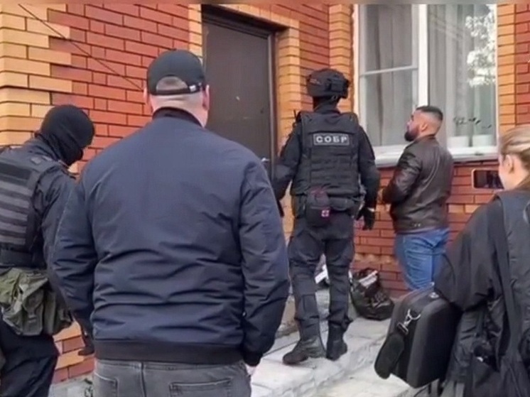Пять жителей Новосибирской области организовали незаконный канал миграции