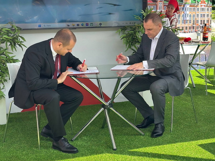 Глава Марий Эл подписал соглашение о сотрудничестве с крупным туроператором