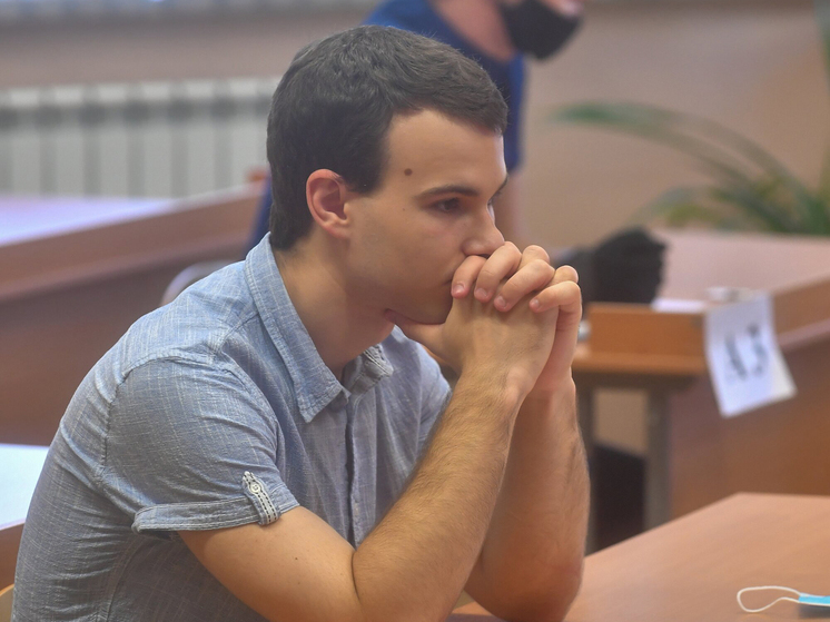 Экзаменационная кампания для 11-классников подходит к концу: во вторник, 10 июня, ребята сдали ЕГЭ по иностранным языкам и информатике