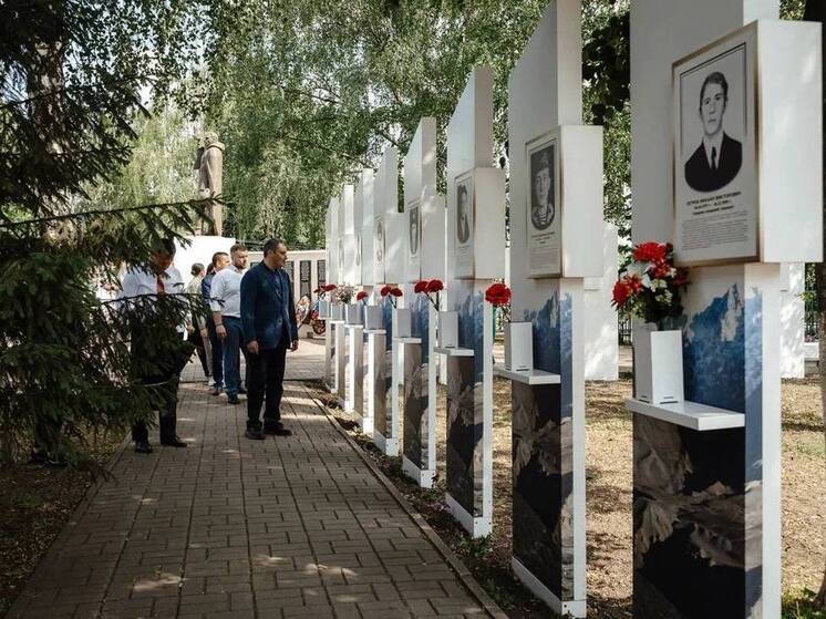 Напомним, что врио губернатора Александр Хинштейн 10 июня посетил Пристенский район Курской области, где осмотрел самые значимые соцобъекты