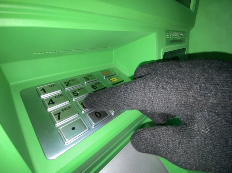 Жительница Печерска отправила мнимому сотруднику Центробанка около 2,5 млн рублей