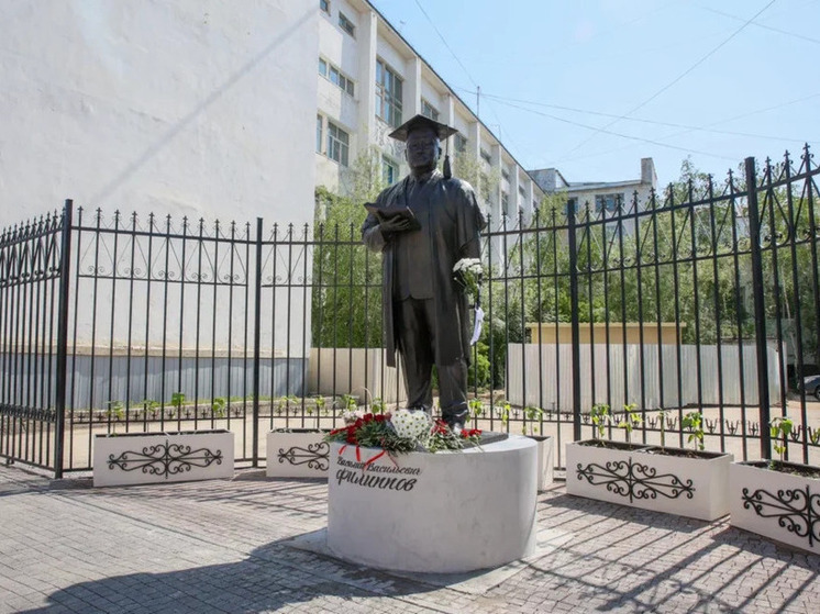 В Якутске торжественно открыт памятник выдающемуся деятелю Василию Филиппову