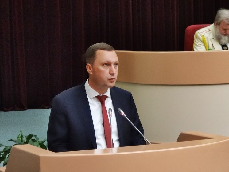 Саратовского губернатора стали реже упоминать в СМИ