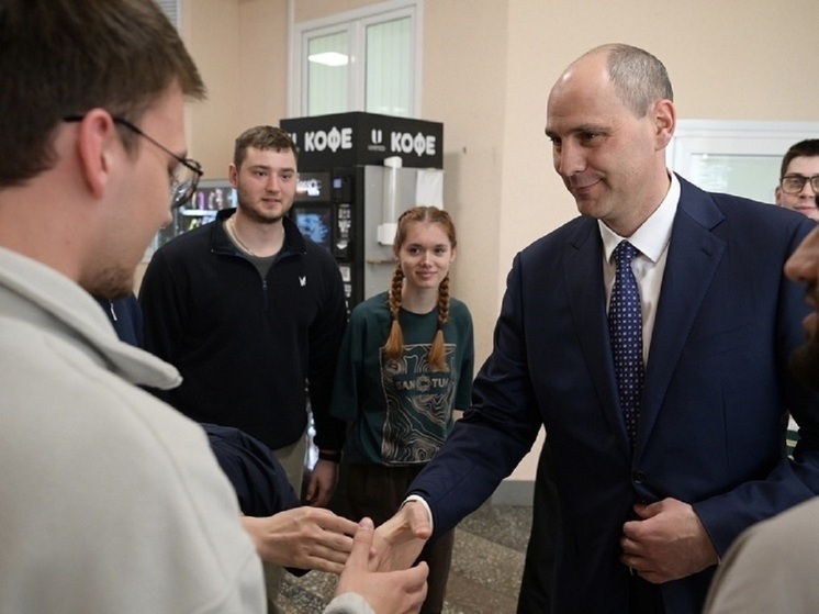 Денис Паслер: «Молодежь должна быть лучше нас, тогда будет развитие страны»