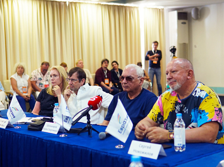 Карен Шахназаров поделился перспективами сочинского «Евразия-Кинофеста»