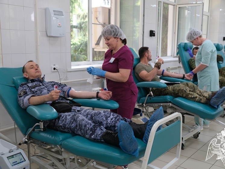 Росгвардейцы Курской области сдали кровь для больниц региона