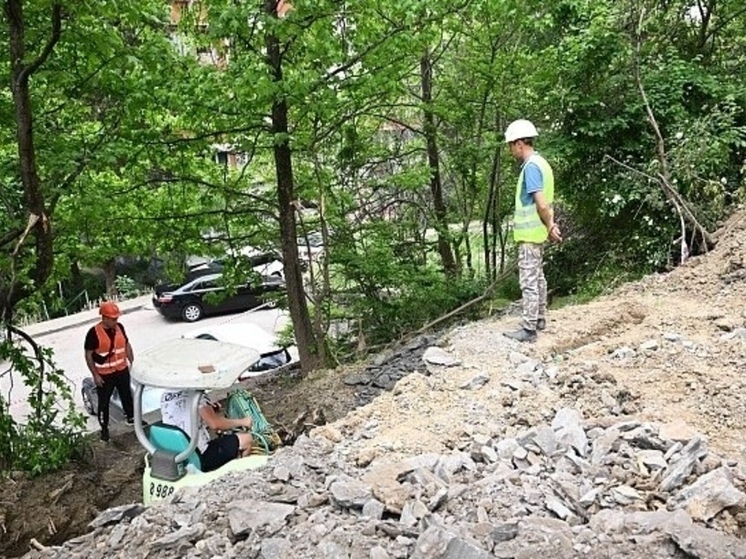 В микрорайоне Макаренко модернизируют сети водоснабжения