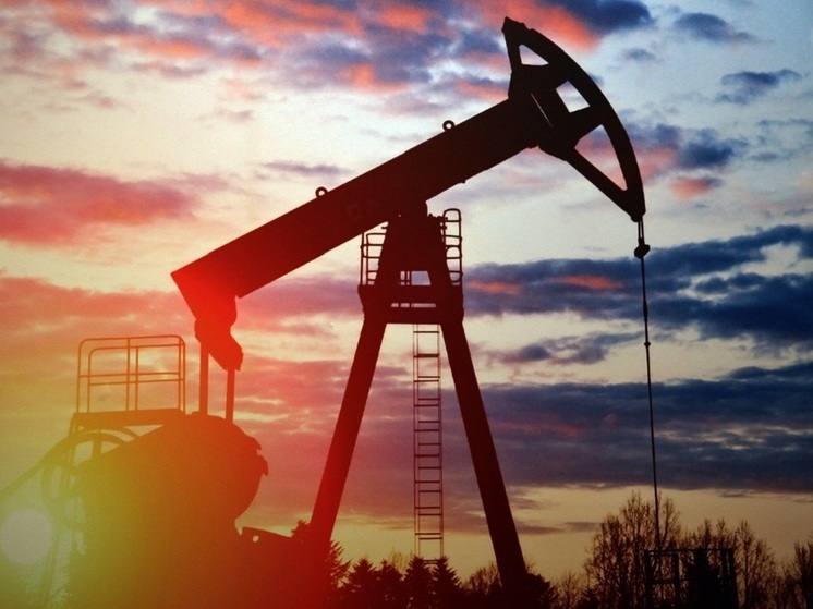 Эксперт Брагин: нефть дорожает из-за риска сокращения добычи в Северной Америке