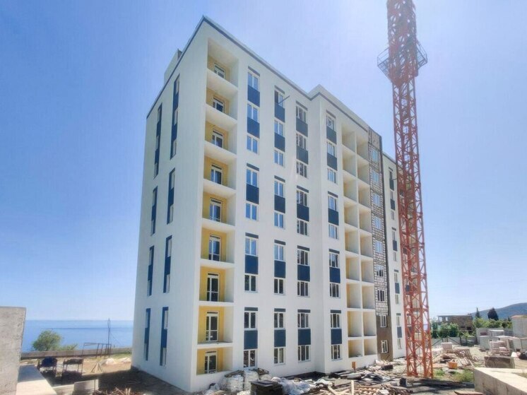 Под Алуштой строят современный жилой дом на 72 квартиры