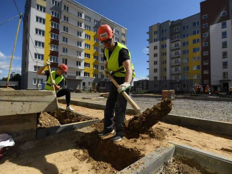 С 1 сентября в Ленобласти смогут работать мигранты с петербургскими патентами