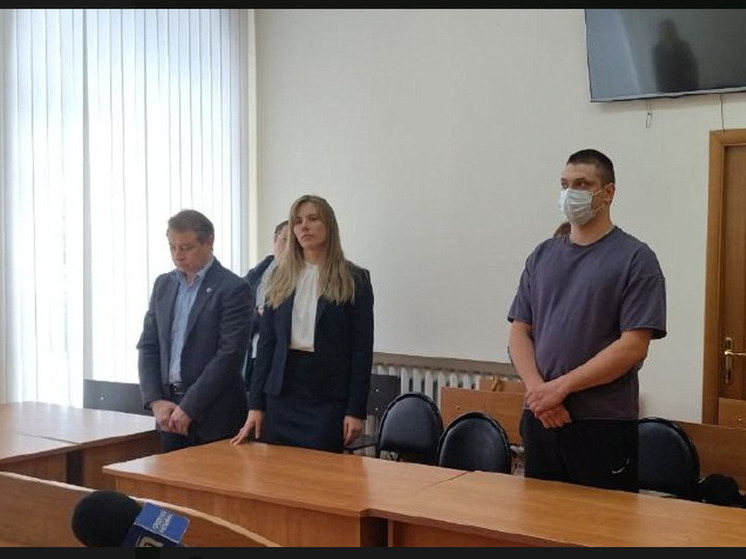 В Ярославле прошел суд над ярославцем, устроившим пьяную погоню с наездом на полицейского