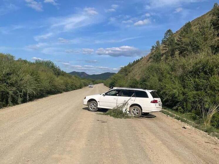 В Бурятии 18-летняя водитель погибла в ДТП, 15-летняя пассажир попала в больницу