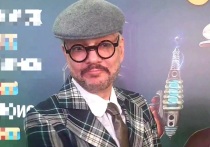Филипп Киркоров заставил поволноваться поклонников, когда попал в больницу, затем пролежал в ней три недели и даже перестал выходить на связь