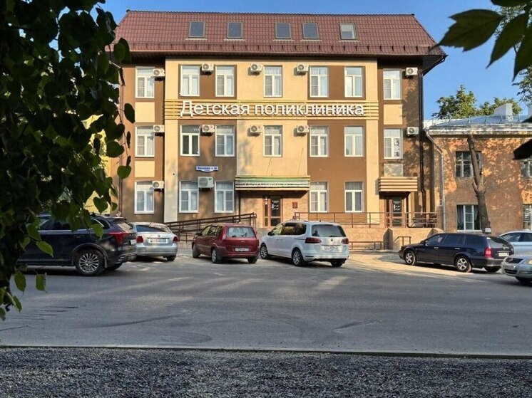 В Тульской области приведут в порядок более 8 километров дорог к медучреждениям