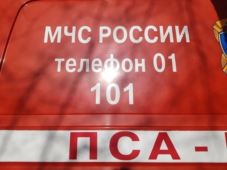 В Новороссийске загорелся гараж на площади 40 «квадратов»