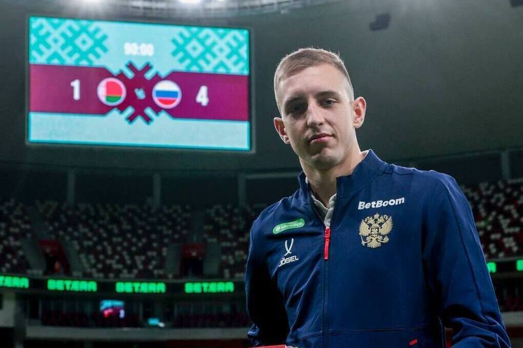 Экс-футболист сборной и «Динамо»: «Мы на голову сильнее Белоруссии»