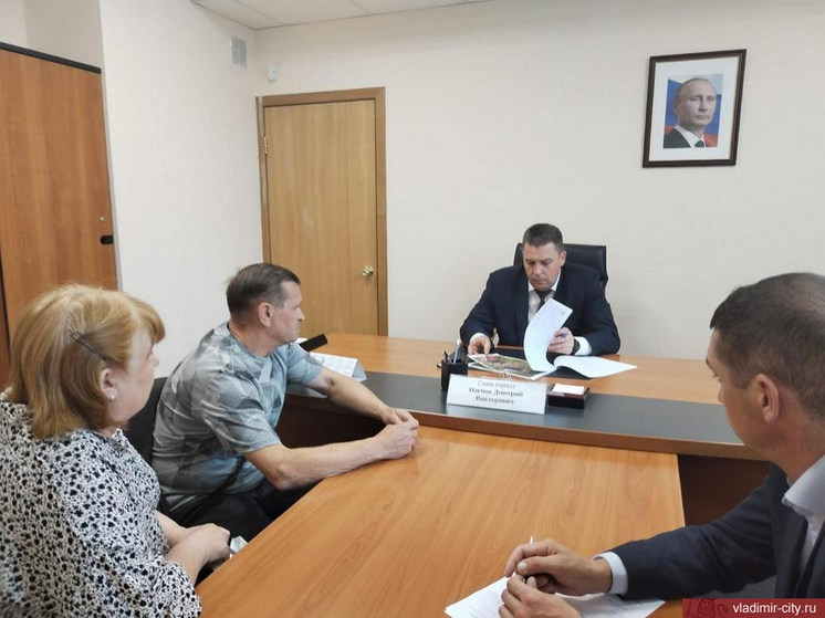 Во Владимире у мэра попросили парковку для женского монастыря