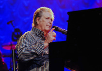 Брайан Уилсон, творческий лидер культовой американской рок-группы Beach Boys, скончался в возрасте 82 лет