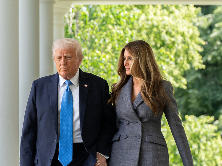 Президента Трампа с супругой Меланией освистали на мюзикле "Отверженные"