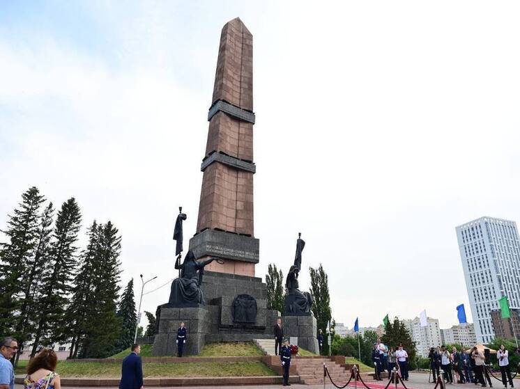 Радий Хабиров поздравил жителей Башкирии с Днем России