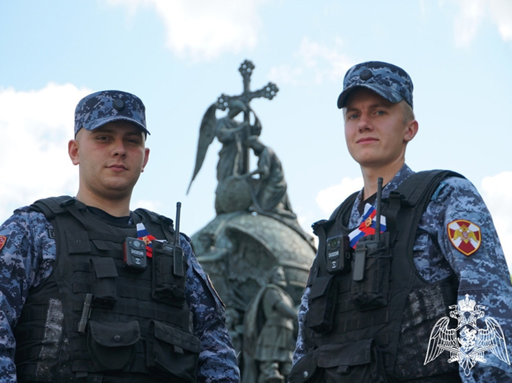 В День России более 80 новгородских росгвардейцев будут следить за порядком