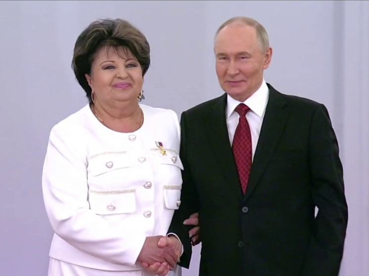 Государственная награда «Герой Труда» вручена главврачу Горловской больницы