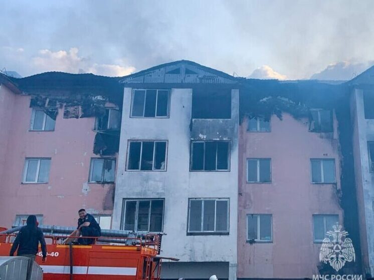 В Нюрбинском районе ликвидирован пожар в многоквартирном жилом доме