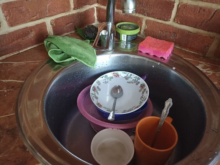 Роспотребнадзор порекомендовал жителям Хакасии ежедневно менять полотенца на кухне