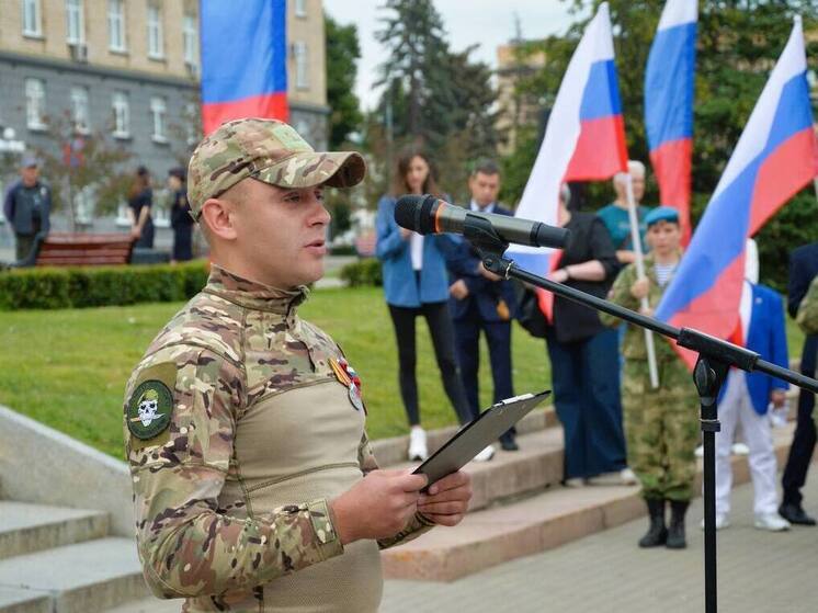 Знамя Победы взвилось над Орлом в День России