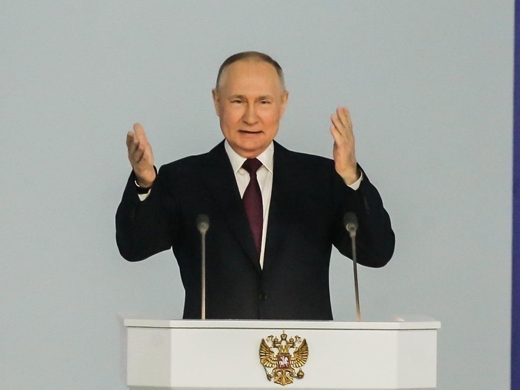 Президент России Владимир Путин отметил новаторский характер открытия, сделанного Максимом Никитиным, руководителем лаборатории нанобиотехнологий МФТИ, в области хранения данных в ДНК