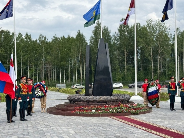 Памятникам участникам боевых действий открыли в Череповце