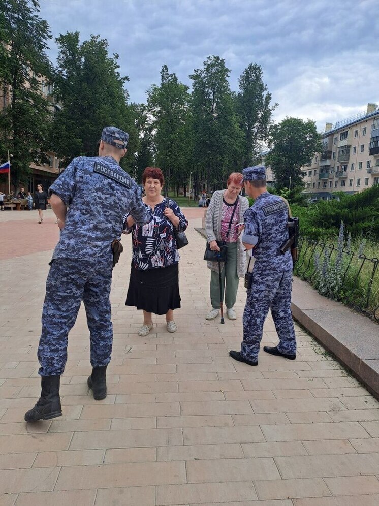 Тульские росгвардейцы отметили День России патриотическими акциями