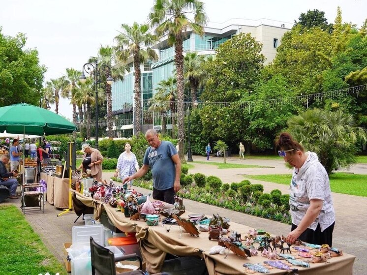 В Сочи в День России открылась выставка-ярмарка