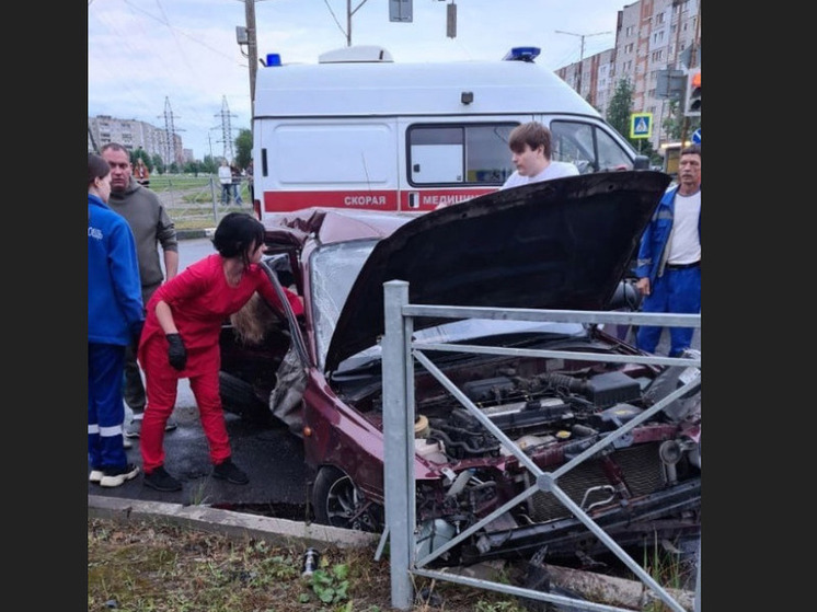 В Тутаеве из-за тарана лихача погибли две девушки