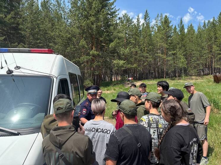 В Улан-Удэ в детском лагере «Огонёк» для детей провели урок дорожной безопасности