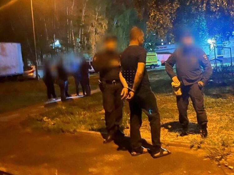 Рецидивист зарезал одного прохожего и ранил другого в Липецке